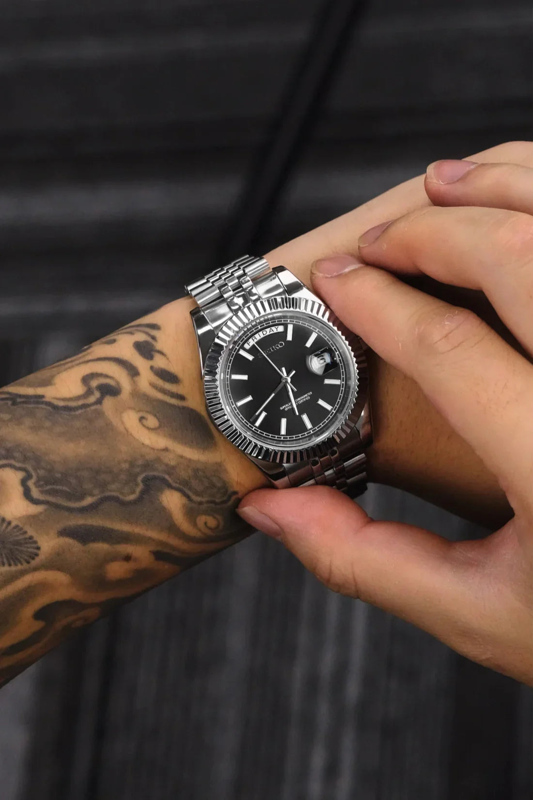 Mod Day-Date Black - SKYRIM WRIST 
